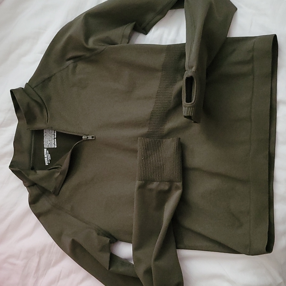 Victoria's Secret Pink Sport top